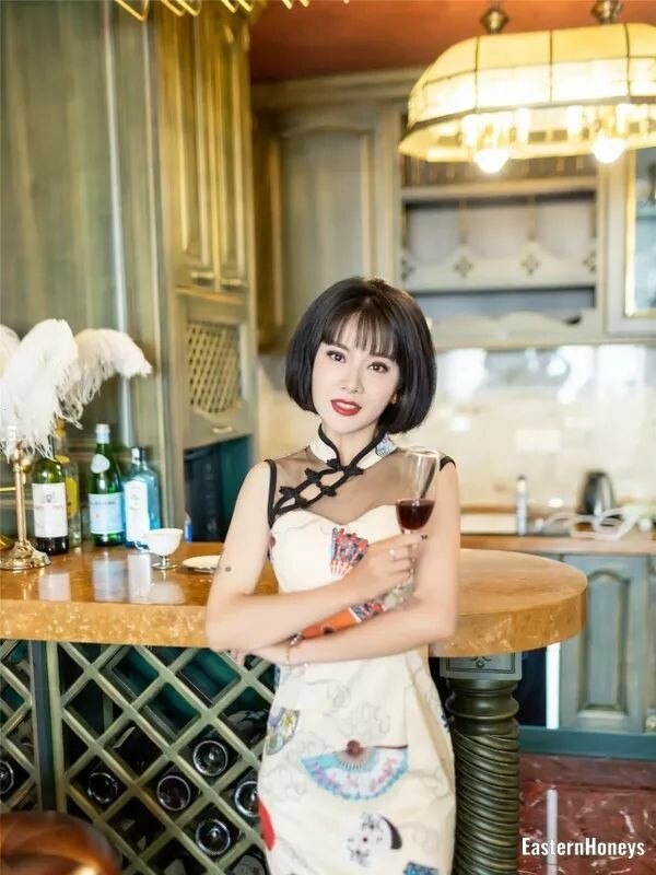 Xue, 32
