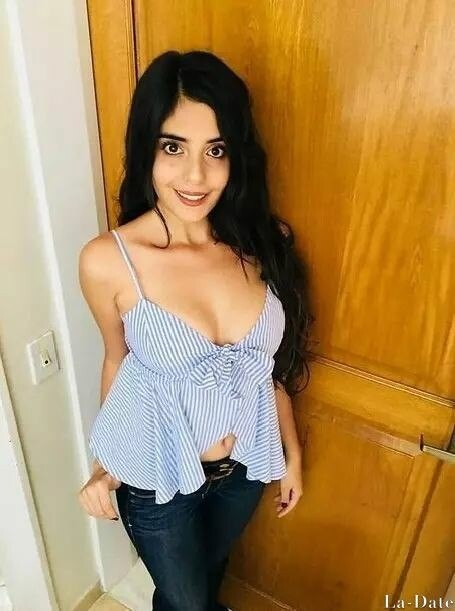 Mariana, 23